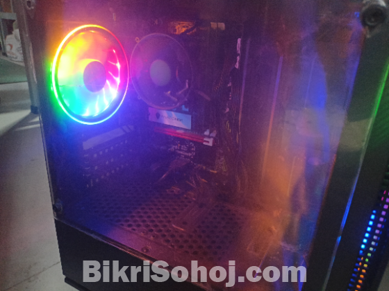 • Full PC Setup বিক্রি করা হবে (Monitor সহ)